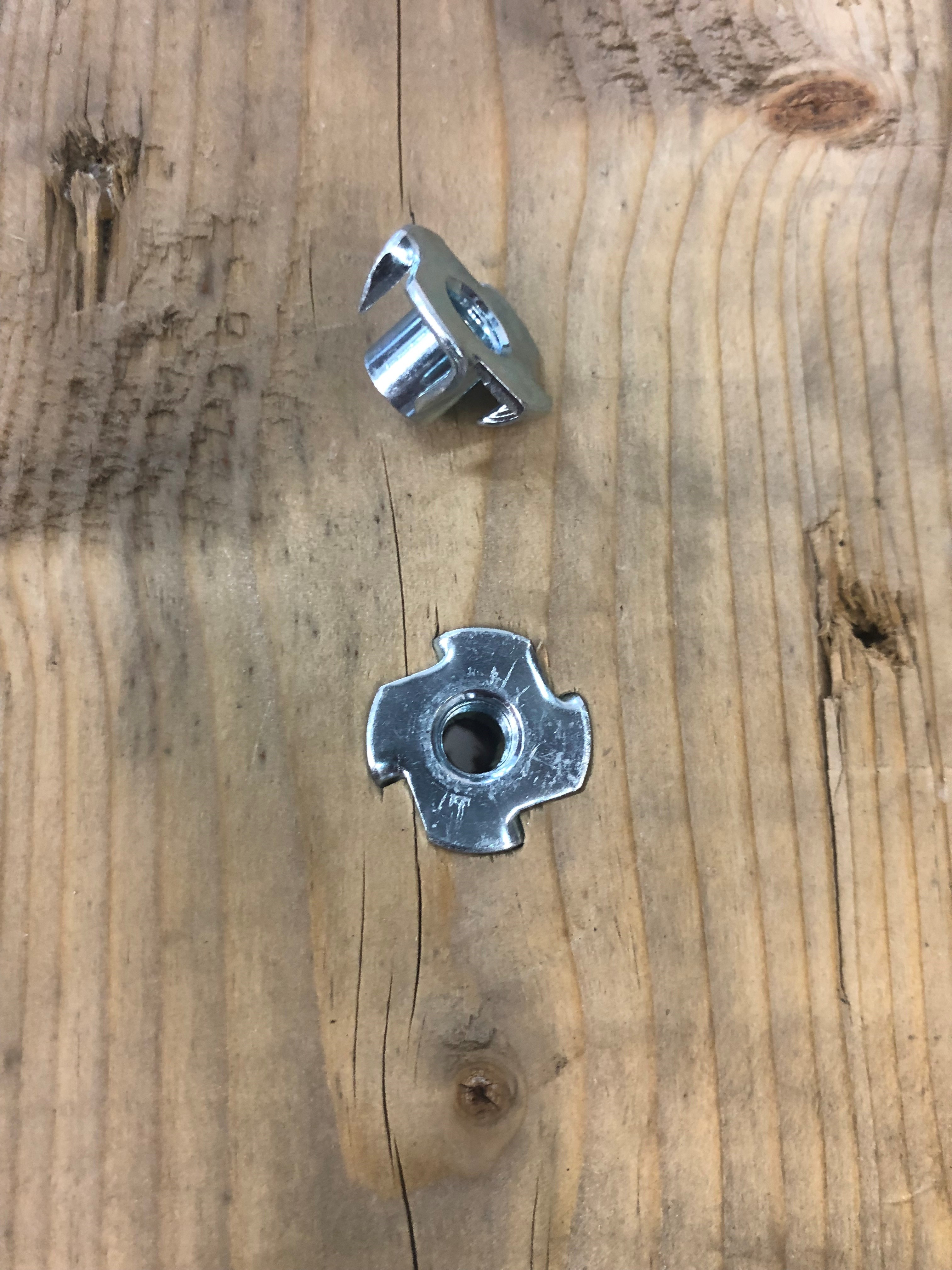Eyelet Anchor Thread 8mm Female